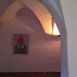 Historischer Kloster-Gewölbekeller - Das alte Gewölbe wird heute für Ausstellungen genutzt