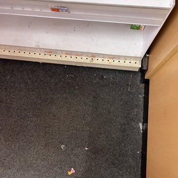 CVS Pharmacy - Dirty floor and shelf - Drugstores Near Me - Silver Spring, Maryland