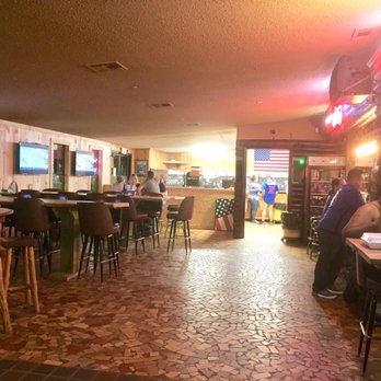 Tail'Gators Bar, Grill and Daiquiris - Spacious interior, pool tables on the right side. Slushee cocktails across, and the bar is behind us. - Bars Near Me - Leesville, Louisiana