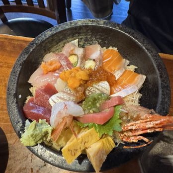Ichika Sushi House - Deluxe Chirashi Sashimi Combo ($50, 4/2025) - Japanese Near Me - Brisbane, California Ichika Sushi House - Deluxe Chirashi Sashimi Combo ($50, 4/2025) - Japanese Near Me - Brisbane, California