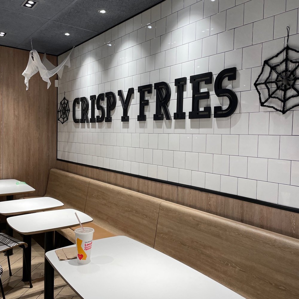McDonald's - the interior of a restaurant - Fast Food Near Me - Baldwin Park, California McDonald's - the interior of a restaurant - Fast Food Near Me - Baldwin Park, California