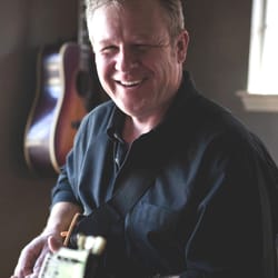 Howlinfish School of Guitar - GUITAR LESSONS for beginner & intermediate students, in your home or