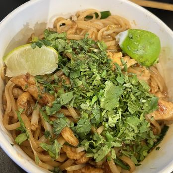 Fire Bowl Cafe - Pad Thai - Pan Asian Near Me - Englewood, Colorado