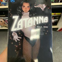 Epic Comics and Collectibles - New Zatanna book