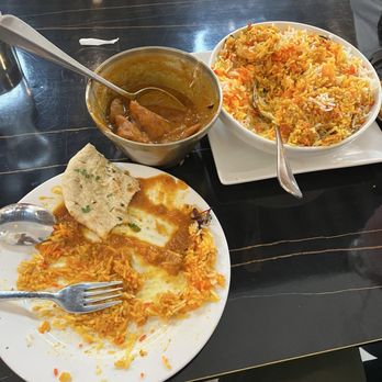 Daddy Ji Finest Indian Cuisine - The Traditional with chicken - Indian Near Me - Claremont, California