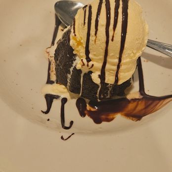 Boot Leggers - MOLTEN LAVA CAKE - Pubs Near Me - Bakersfield, California Boot Leggers - MOLTEN LAVA CAKE - Pubs Near Me - Bakersfield, California
