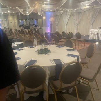Hampton Banquet Hall - Venues & Event Spaces Near Me - Gibsonia, Pennsylvania Hampton Banquet Hall - Venues & Event Spaces Near Me - Gibsonia, Pennsylvania