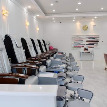 M Nails Boutique - Nail Salons Near Me - Schaumburg, Illinois M Nails Boutique - Nail Salons Near Me - Schaumburg, Illinois