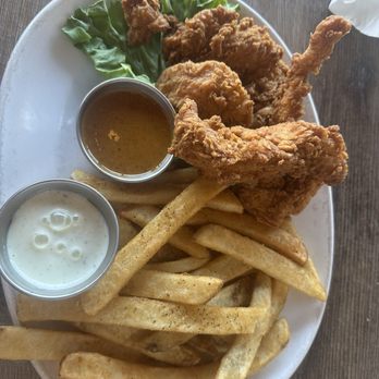 SanTan Brewing Company - Crispy Chicken Fingers - Brewpubs Near Me - Chandler, Arizona SanTan Brewing Company - Crispy Chicken Fingers - Brewpubs Near Me - Chandler, Arizona