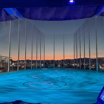 Atomic Golf - Sports Bars Near Me - Las Vegas, Nevada