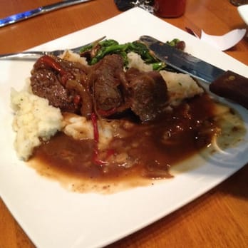 Bar Down Grille - Pan seared Fillet medallions with caramelized onions and scratch gravy over mashed potatoes. - Pubs Near Me - Norwalk, Connecticut Bar Down Grille - Pan seared Fillet medallions with caramelized onions and scratch gravy over mashed potatoes. - Pubs Near Me - Norwalk, Connecticut