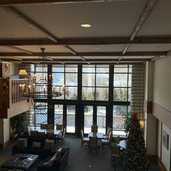 The Lodge at Spruce Peak - Penthouse dining area - Ski Resorts Near Me - Stowe, Vermont The Lodge at Spruce Peak - Penthouse dining area - Ski Resorts Near Me - Stowe, Vermont