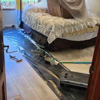 Flooring 101 - Simi Valley - Installation in progress - Carpeting Near Me - Simi Valley, California Flooring 101 - Simi Valley - Installation in progress - Carpeting Near Me - Simi Valley, California