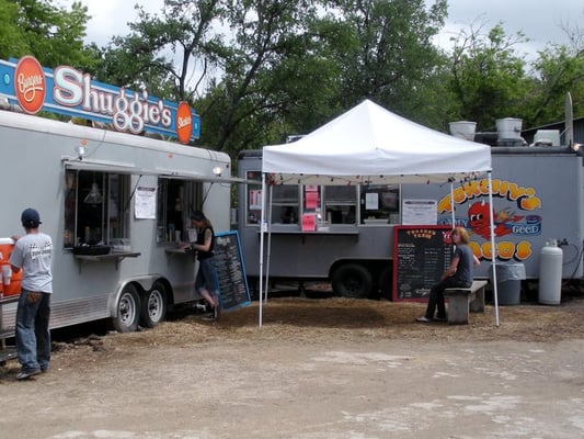 1311 S. 1st St. Park, Ira and Bev's by null