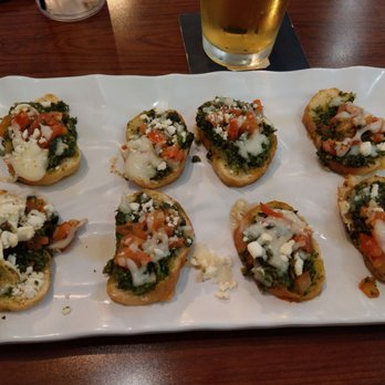 Palio's Pizza and Bar - Greek Bread appetizer, $8.  This and the beer made a good enough meal for me since I wasn't super hungry. - Bars Near Me - Amarillo, Texas