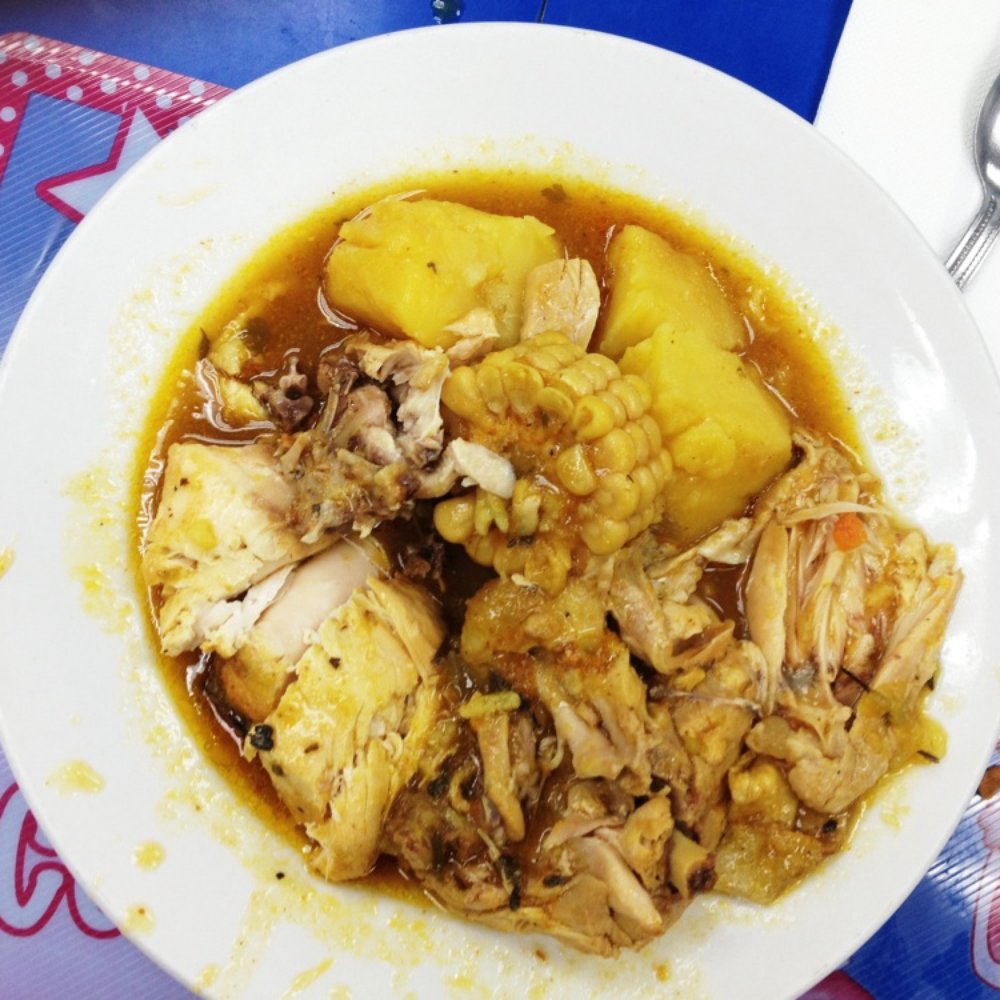 La Isla Cuchifritos - Chicken stew - Spanish Near Me - Brooklyn, New York La Isla Cuchifritos - Chicken stew - Spanish Near Me - Brooklyn, New York
