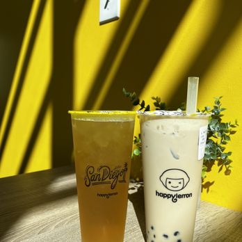 Happy Lemon Carlsbad - Milk tea with salt cheese foam and iced green tea - Bubble Tea Near Me - Carlsbad, California Happy Lemon Carlsbad - Milk tea with salt cheese foam and iced green tea - Bubble Tea Near Me - Carlsbad, California