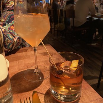 Rye - Dallas - Peach Sangria and The spent grain old fashioned - Tapas/Small Plates Near Me - Dallas, Texas Rye - Dallas - Peach Sangria and The spent grain old fashioned - Tapas/Small Plates Near Me - Dallas, Texas
