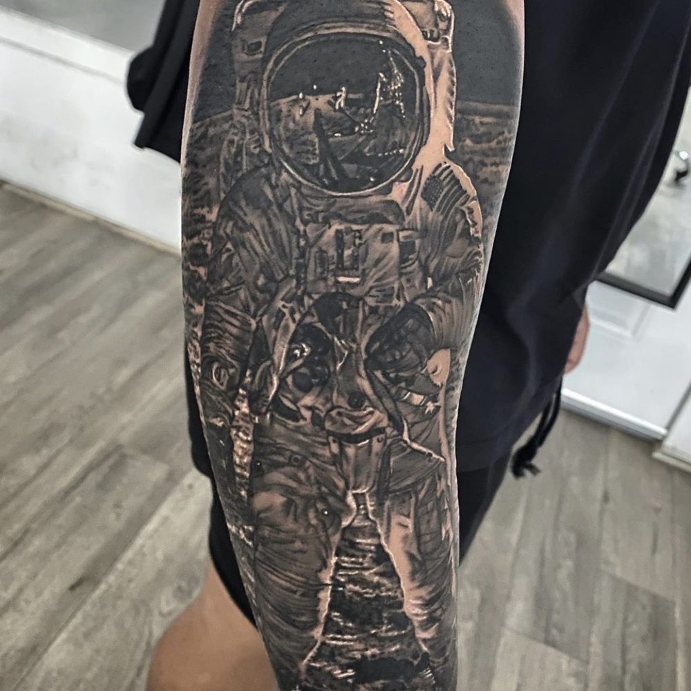 MAN ON THE MOON MAN ON THE MOON
