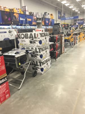 Lowe's Home Improvement by null