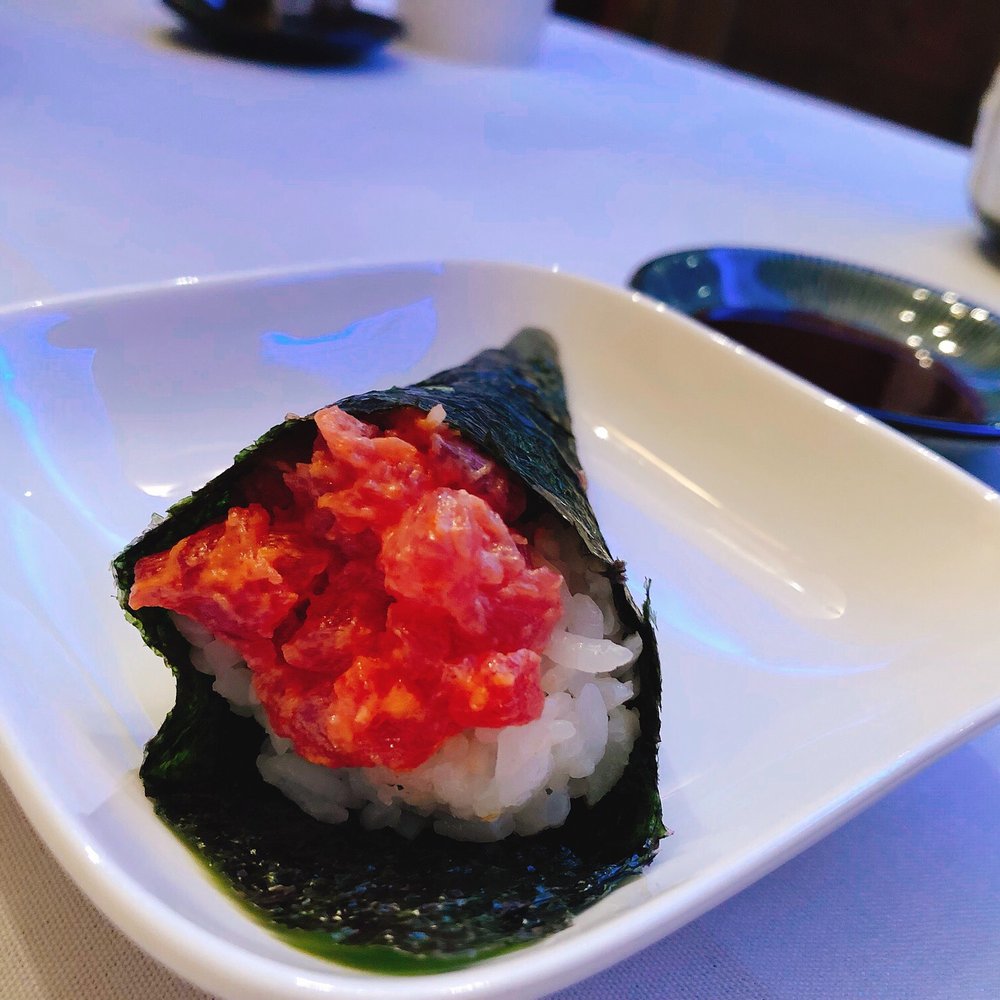 Aoyama Sushi Restaurant - Sushi Bars Near Me - Toronto, Ontario