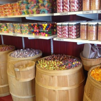 Old Mill Candy Kitchen - Candy Stores Near Me - Pigeon Forge, Tennessee