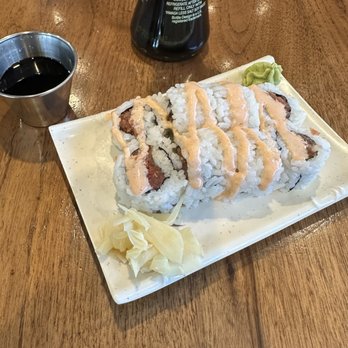 Sora - Spicy Tuna Roll - Sushi Bars Near Me - Detroit, Michigan Sora - Spicy Tuna Roll - Sushi Bars Near Me - Detroit, Michigan