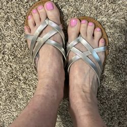 Nails of America - Pink pedicure