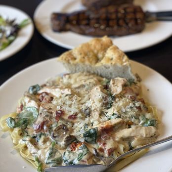 Local Goat - Fettuccini Rocco - New American Near Me - Pigeon Forge, Tennessee