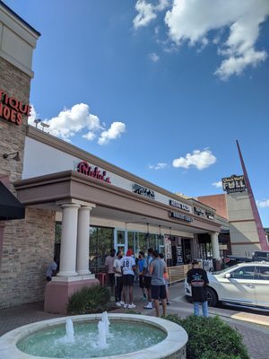 Ricky's Hot Chicken by null
