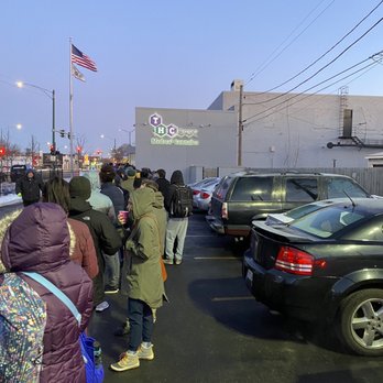 Zen Leaf - Not even seven am on New Year's Day and already sold out of flower.  Looks like I picked the wrong day to quit sniffing glue - Cannabis Clinics Near Me - Chicago, Illinois