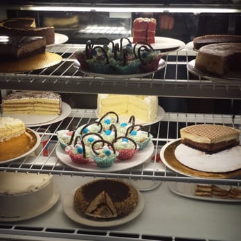 Apres Diem - Dessert case - Bars Near Me - Atlanta, Georgia Apres Diem - Dessert case - Bars Near Me - Atlanta, Georgia