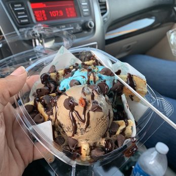Cravings Ice Cream - Coffee & Cookie Monster with Waffle Bites, drizzled with chocolate syrup and chocolate chips - Ice Cream & Frozen Yogurt Near Me - Bellflower, California Cravings Ice Cream - Coffee & Cookie Monster with Waffle Bites, drizzled with chocolate syrup and chocolate chips - Ice Cream & Frozen Yogurt Near Me - Bellflower, California