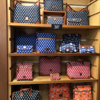 Dooney & Bourke Factory Store - Outlet Stores Near Me - Vero Beach, Florida Dooney & Bourke Factory Store - Outlet Stores Near Me - Vero Beach, Florida