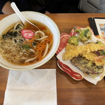 Hana Sushi - Kake Udon - Japanese Near Me - Honolulu, Hawaii Hana Sushi - Kake Udon - Japanese Near Me - Honolulu, Hawaii