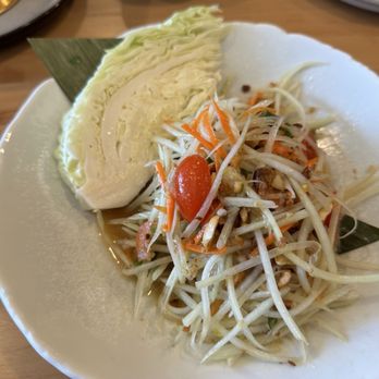 Manon - Thai Papaya Salad (Som Tum) - Thai Near Me - Fullerton, California Manon - Thai Papaya Salad (Som Tum) - Thai Near Me - Fullerton, California