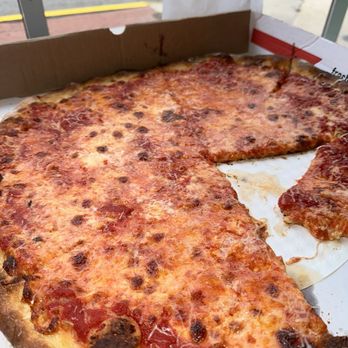 Pizza West Chester - Plain Pizza (Cheese, on menu the option is plain) - Pizza Near Me - West Chester, Pennsylvania Pizza West Chester - Plain Pizza (Cheese, on menu the option is plain) - Pizza Near Me - West Chester, Pennsylvania