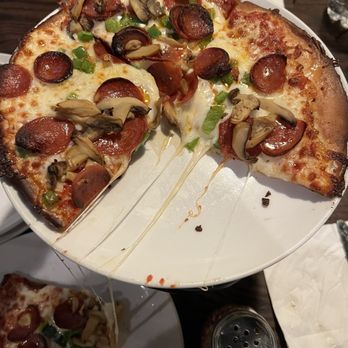 Green Lantern Pizza - Pizza Near Me - Royal Oak, Michigan
