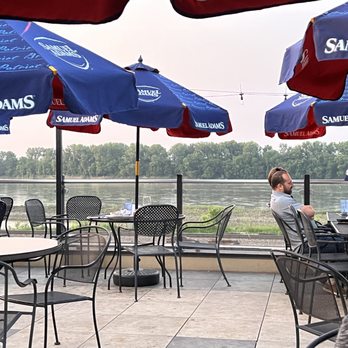 The 514 - Rooftop terrace overlooking the river. - Steakhouses Near Me - Washington, Missouri