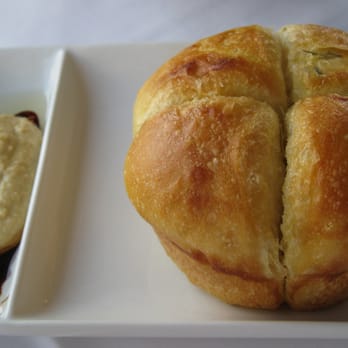 The Rainbow Room - Bread - Breakfast & Brunch Near Me - Niagara Falls, Ontario
