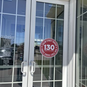 Collin Street Bakery - Bakeries Near Me - Bellmead, Texas