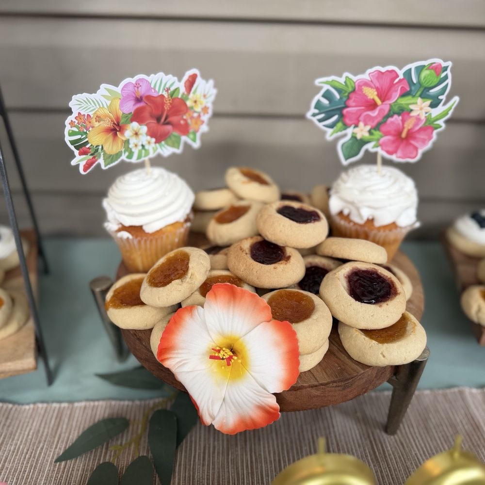 Above & Beyond Events - Cookies Photo Credit @Vanessa - Bartenders Near Me