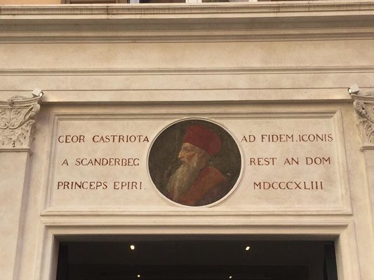 Palazzo Scanderbeg by null