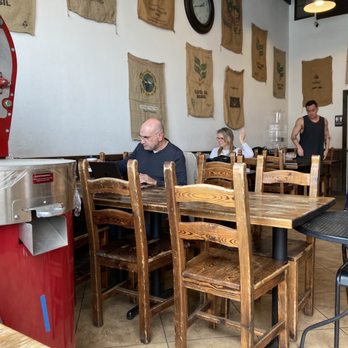 Coffee Tomo - Inside - Coffee & Tea Near Me - Los Angeles, California Coffee Tomo - Inside - Coffee & Tea Near Me - Los Angeles, California