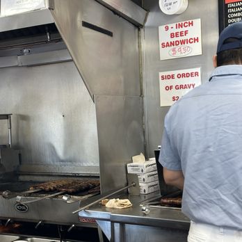 Johnnie's Beef - Sandwiches Near Me - Elmwood Park, Illinois