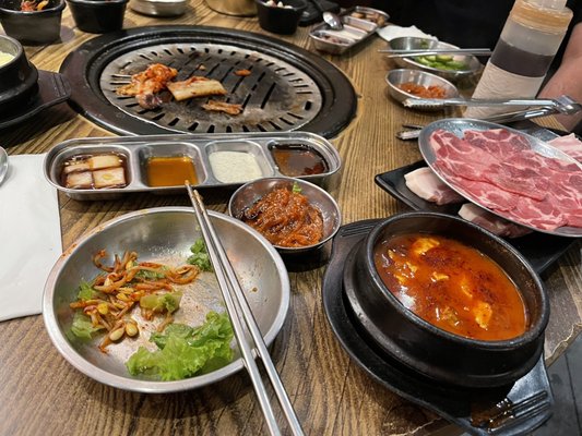 Jjukku Jjukku BBQ by null