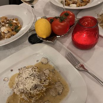 Come Prima - Tajarin Bio Con Sálvia E Tartufo Nero Fresco (€19,95) - Italian Near Me - Lisbon, 11 Come Prima - Tajarin Bio Con Sálvia E Tartufo Nero Fresco (€19,95) - Italian Near Me - Lisbon, 11