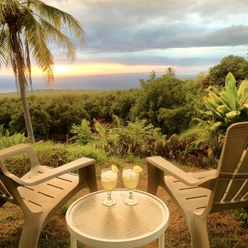 Kona Bayview Inn - You could be here - Bed & Breakfast Near Me - Captain Cook, Hawaii Kona Bayview Inn - You could be here - Bed & Breakfast Near Me - Captain Cook, Hawaii