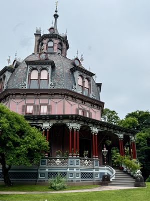 The Armour-Stiner Octagon House by null