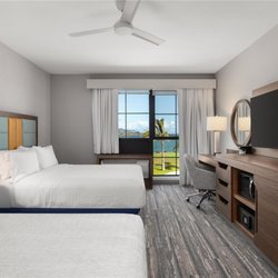 Hampton Inn & Suites Maui North Shore - Guest room